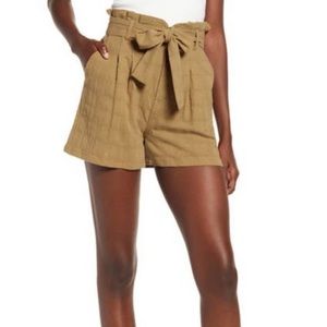 (A6) Good Luck Gem High Waist Paperbag Shorts, Size Large, NWT